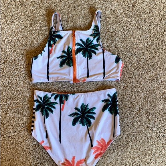 Palm tree bikini - Picture 4 of 5